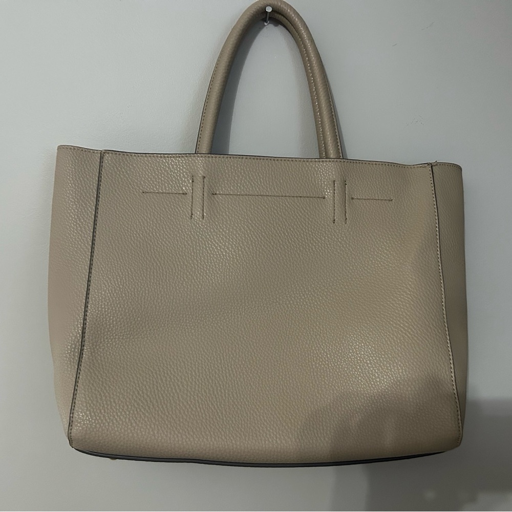 Calvin Klein Gray Tote Pocketbook Handbag Purse - Picture 2 of 7